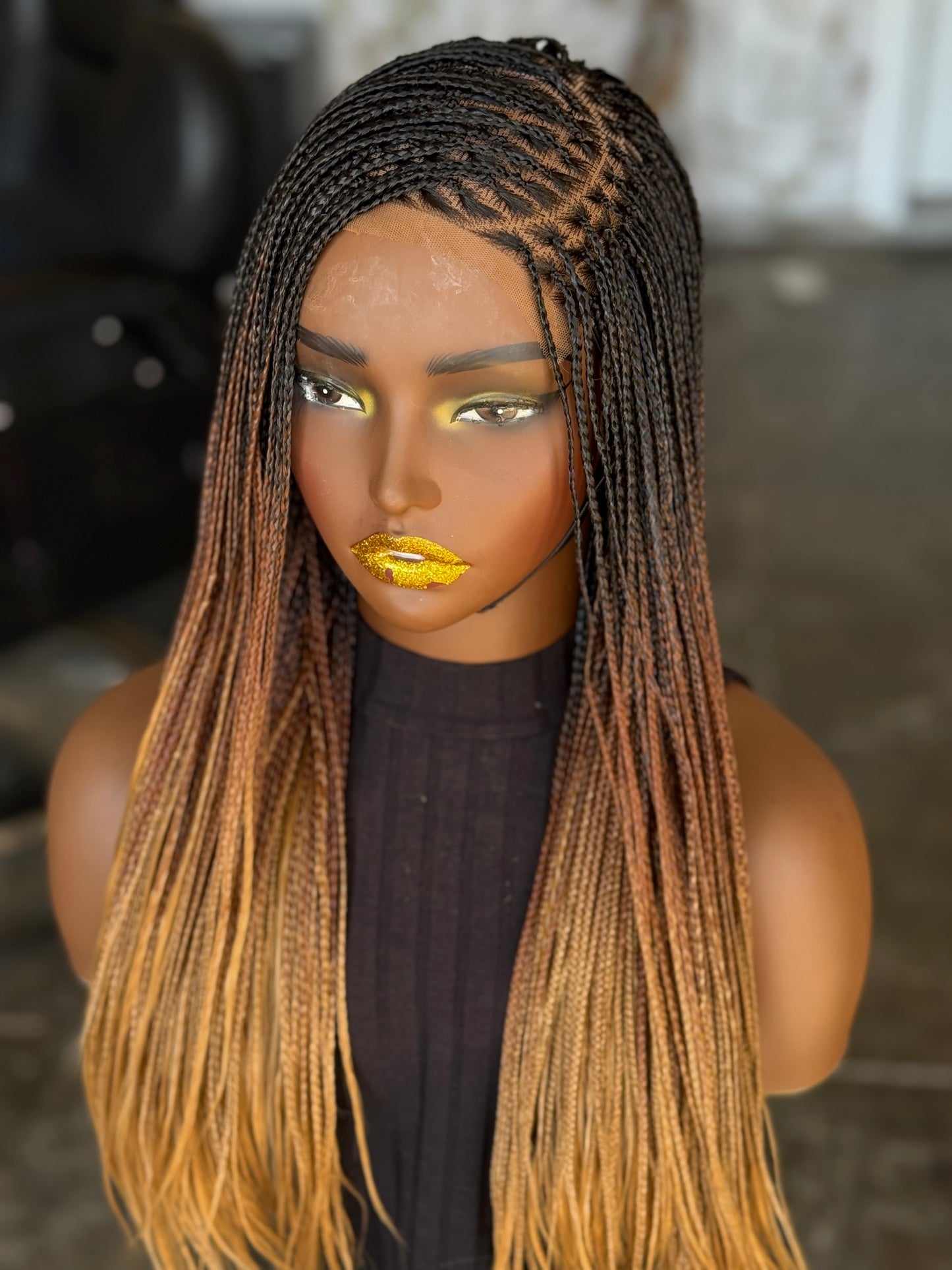 Hand Made Bone Straight Wig: 18-20" Side Part Style