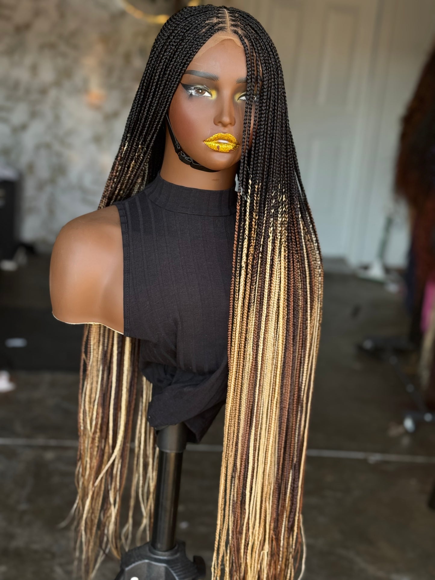 Highlights Knotless Braids Wig | 28-Inch Ready to Ship Glueless Closure