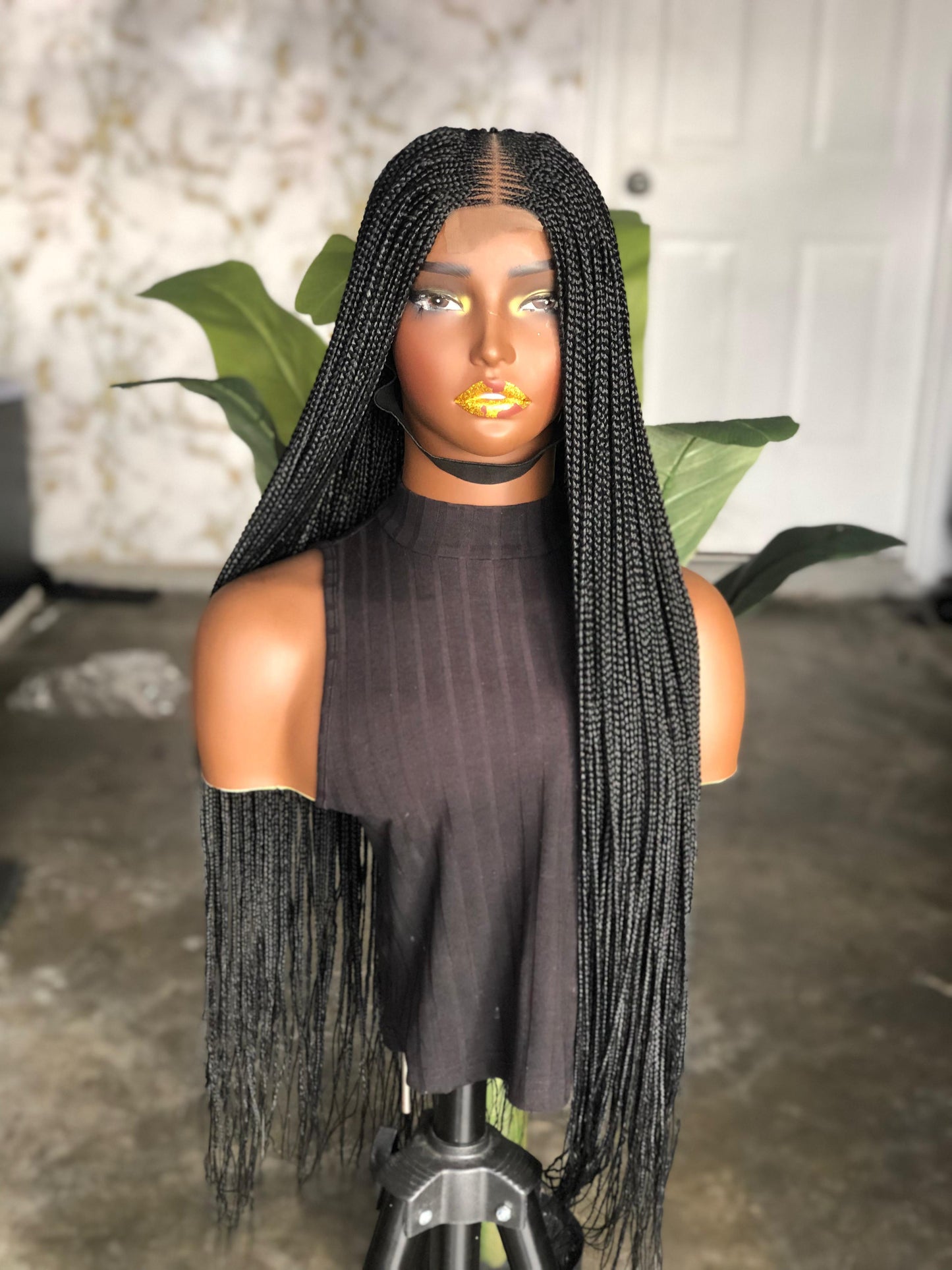 Bianca Unit | 30" Highlighted Knotless Braid Closure | Preorder