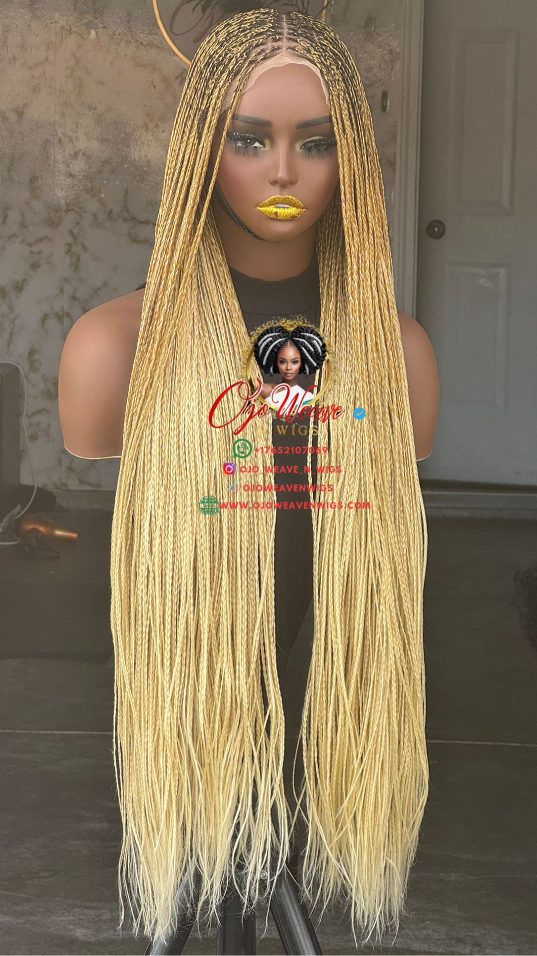 28" Sisi Bone Straight: 27/613 Blonde