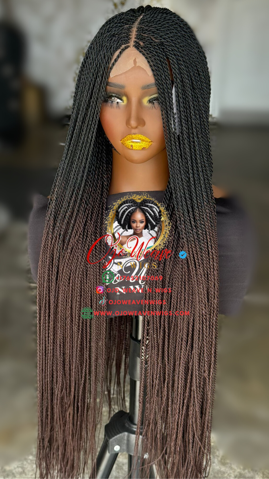 Luna: 30" Ready-to-Ship Wig (1/33 Color)