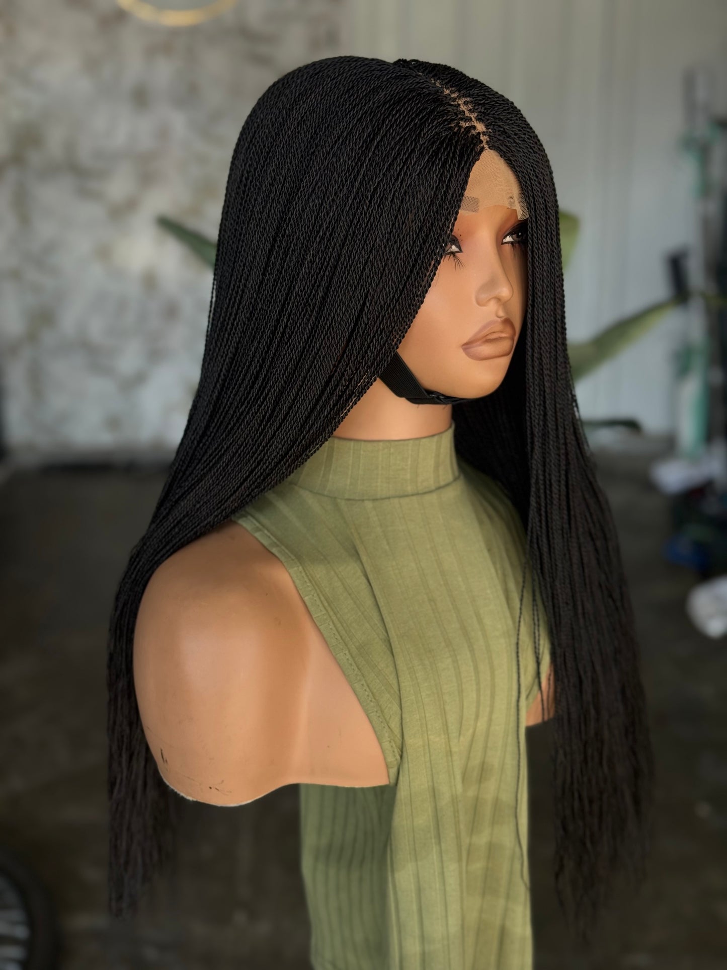 Closure glueless micro ready to ship.