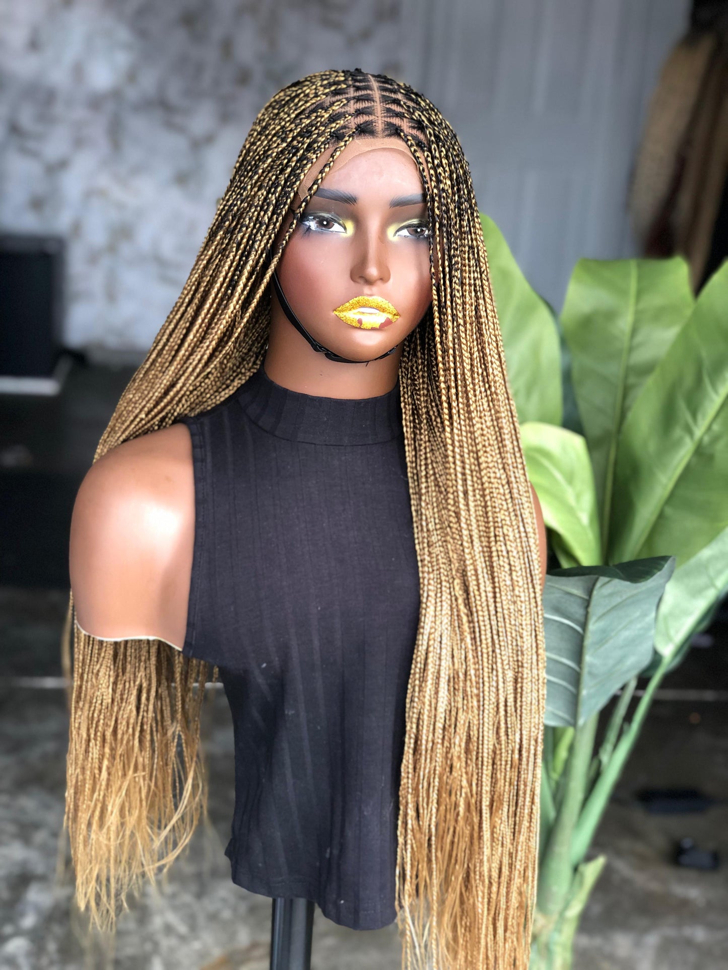 Made to order Knotless Unit: Extra Long 28" Glueless Closure Wig
