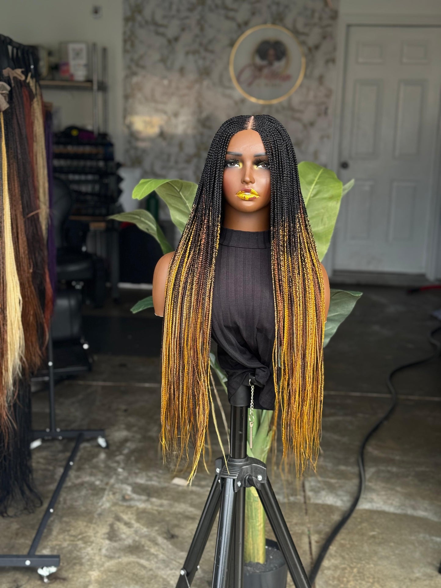 Bianca Unit | 28" Ombre Micro Braids made to order