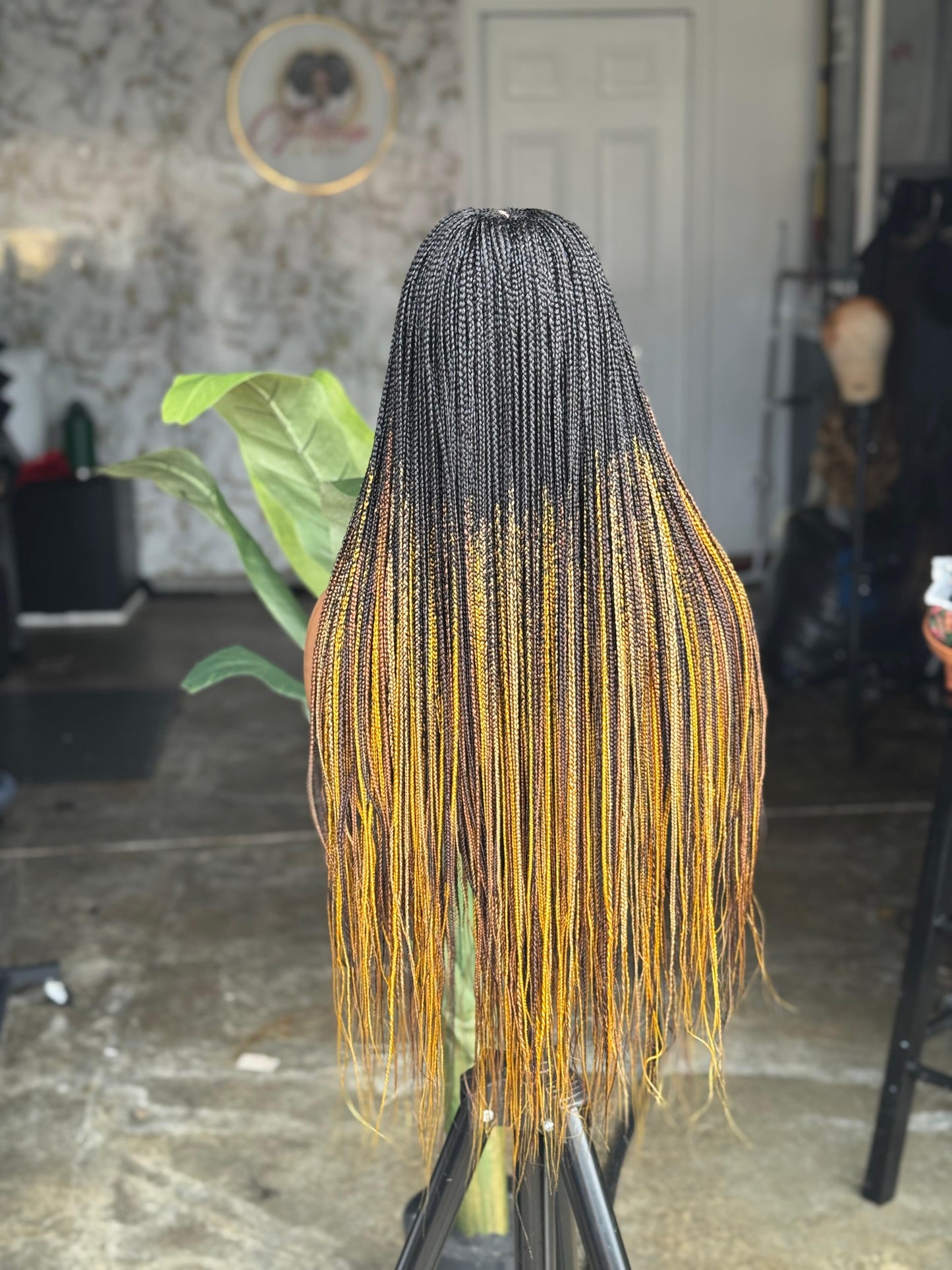 Bianca Unit | 28" Ombre Micro Braids made to order