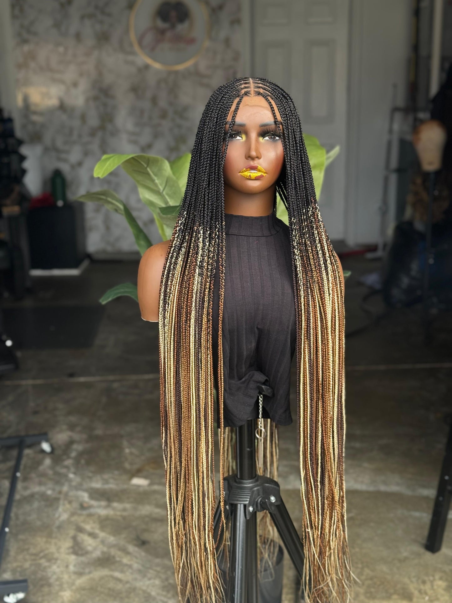 Closure Clueless Knotless Braids Made To Order