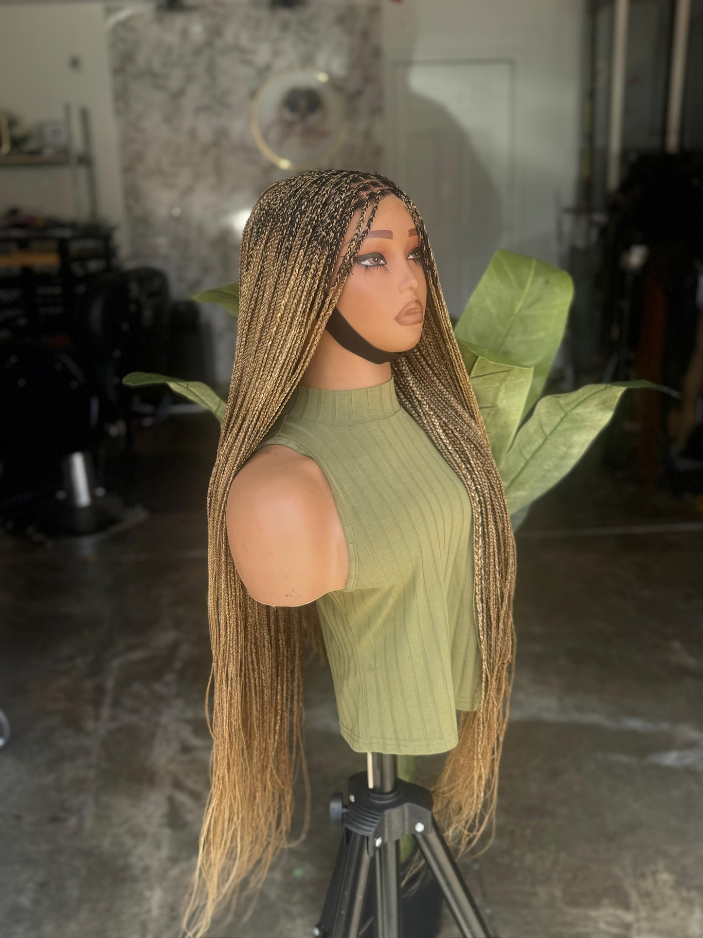 Ready to Ship: 26" Knotless Braid Glueless Closure Wig