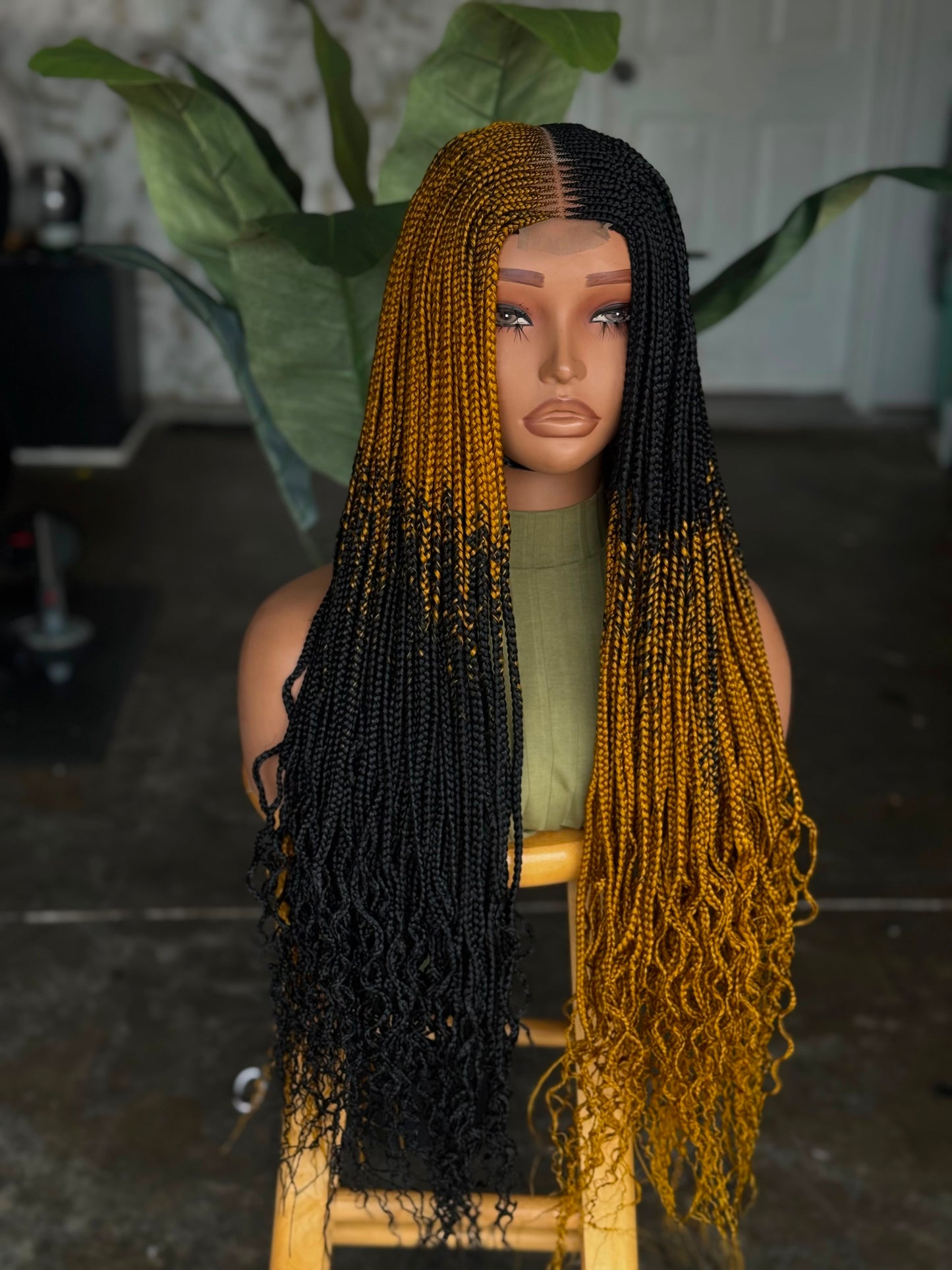 Bianca Unit | 30" Ready to Ship Glueless 5x5 Lace Closure Wig