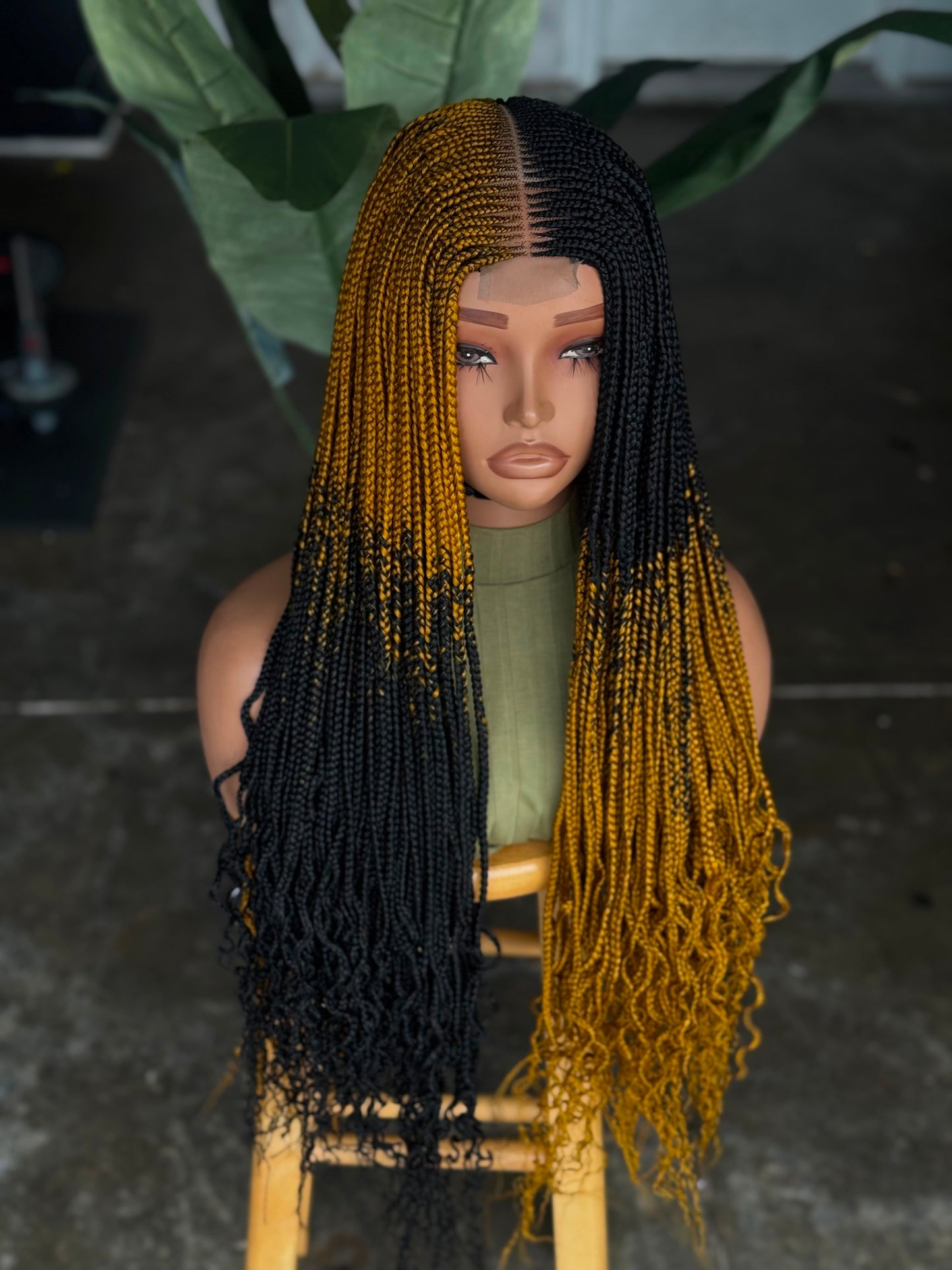 Bianca Unit | 30" Ready to Ship Glueless 5x5 Lace Closure Wig