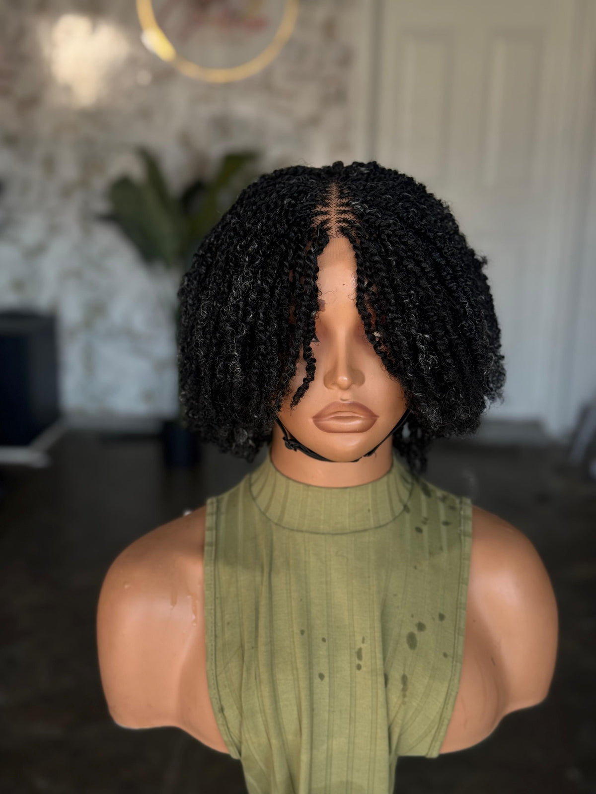Sister Locs 8" Glueless Closure Wig | Cap Size 22" (Salt & Pepper)