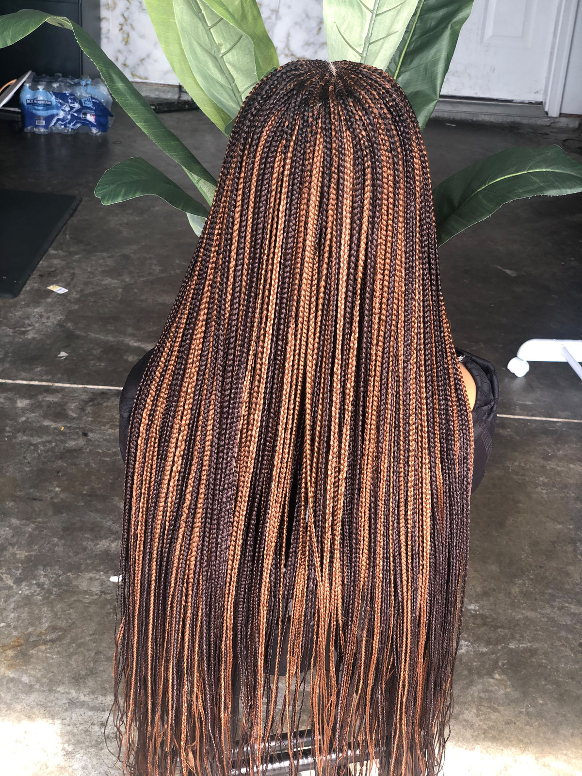 Ready to Ship - 30" Bianca Unit in #30/#33 (Cap Size 22)