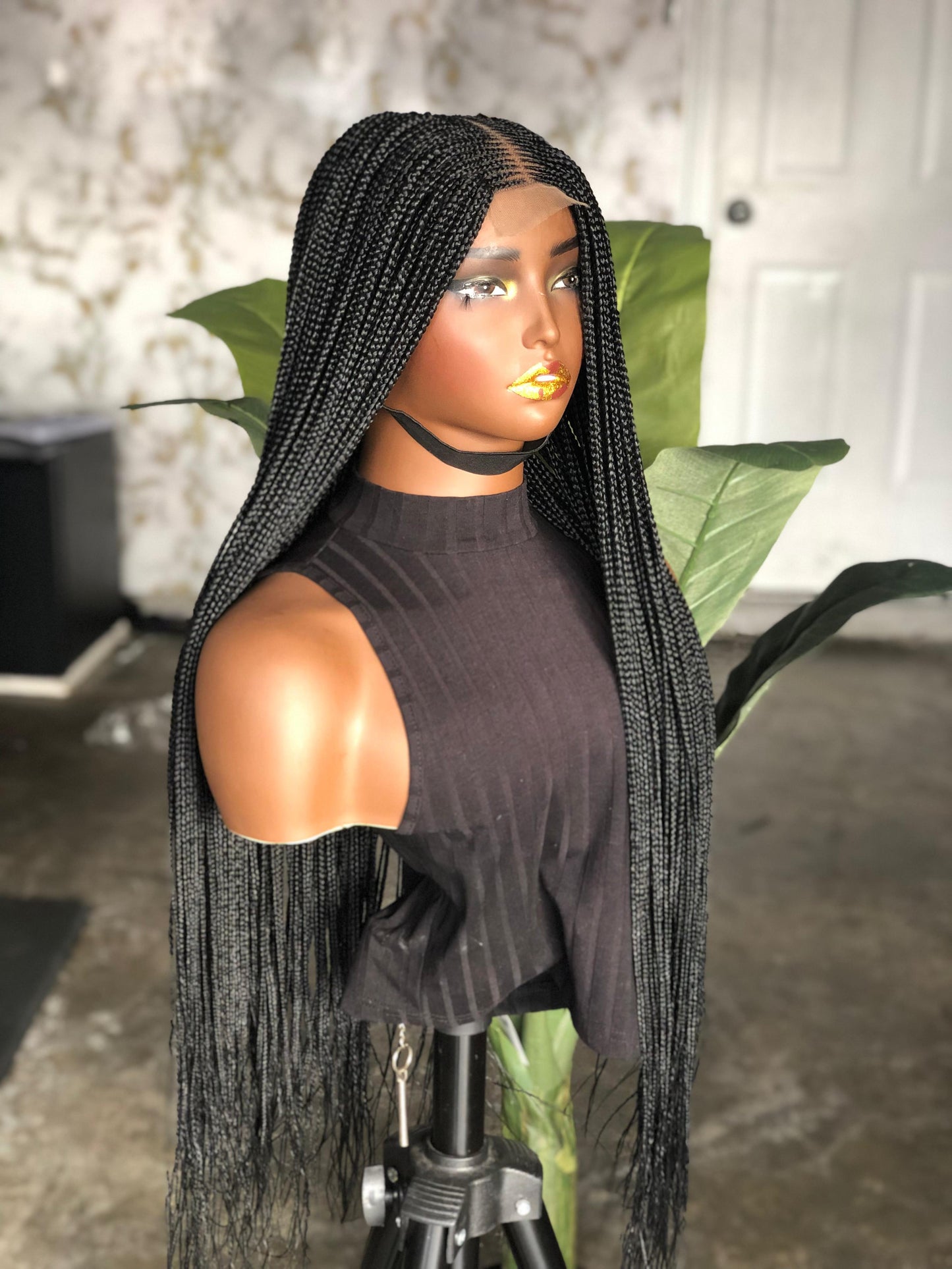 Bianca Unit | 30" Highlighted Knotless Braid Closure | Preorder